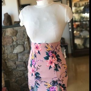 Beautiful floral maxi skirt with slits.